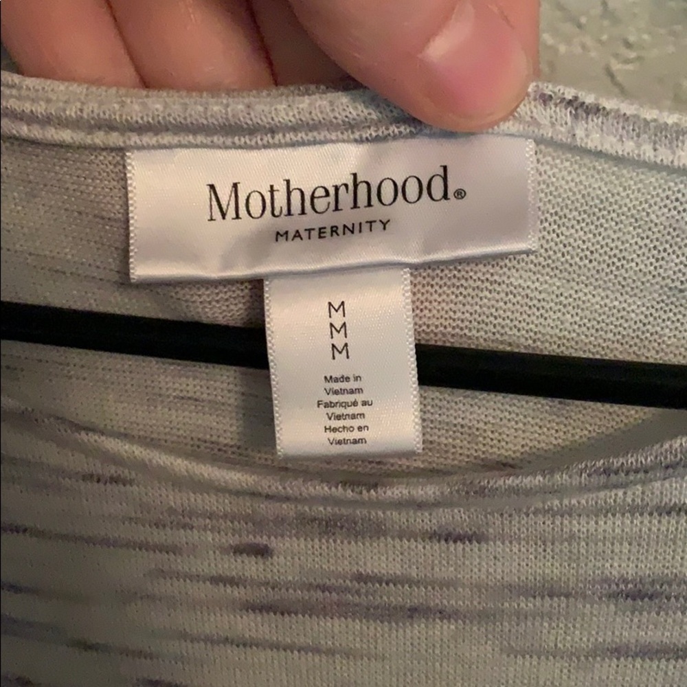 Maternity top - Picture 2 of 3